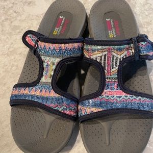 Skechers in like new condition. Size 9